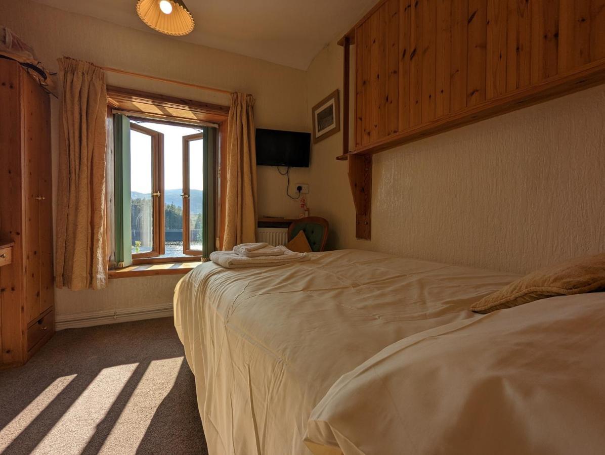 Bryn Elltyd Eco House Pension Blaenau Ffestiniog Buitenkant foto