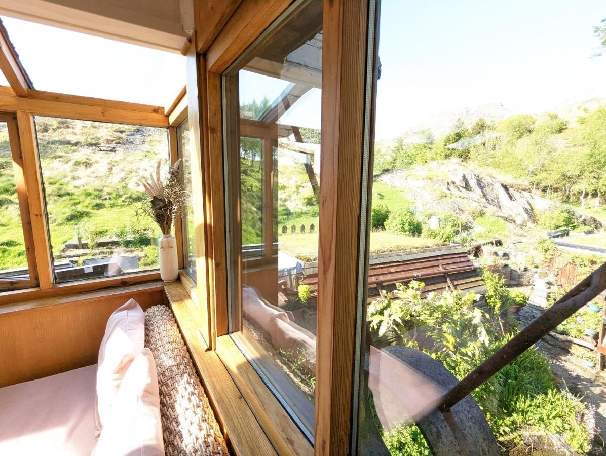 Bryn Elltyd Eco House Pension Blaenau Ffestiniog Buitenkant foto