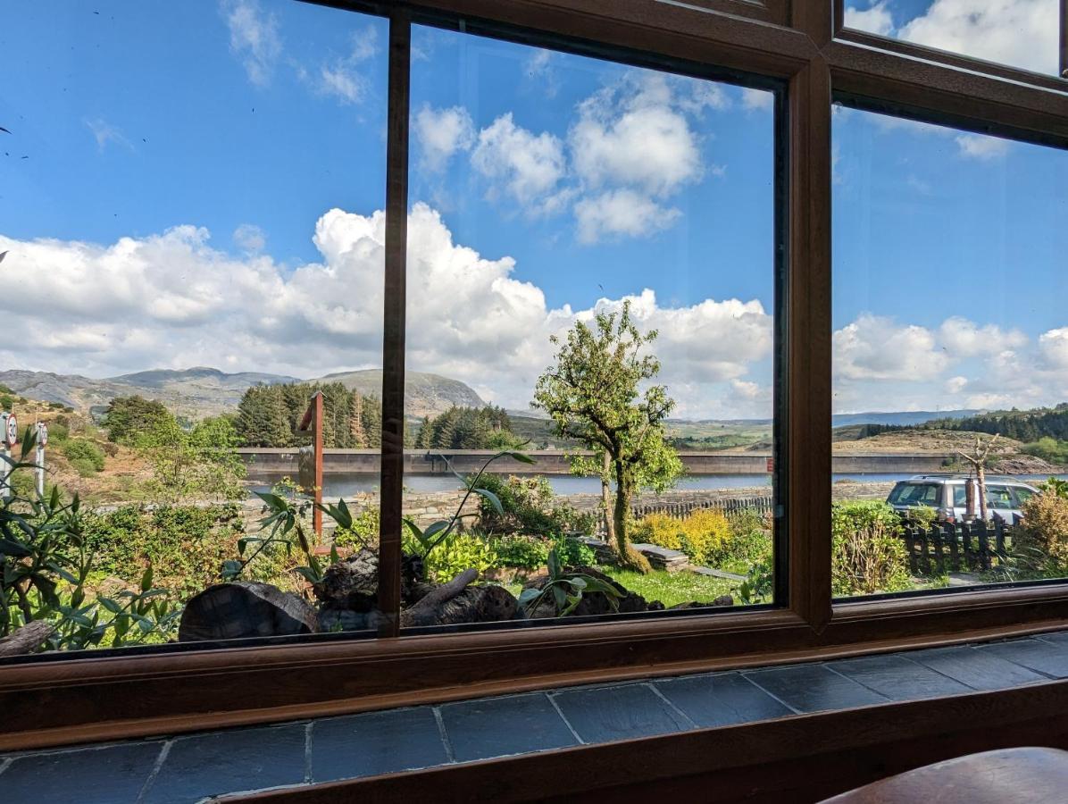 Bryn Elltyd Eco House Pension Blaenau Ffestiniog Buitenkant foto