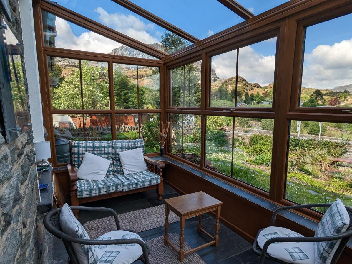 Bryn Elltyd Eco House Pension Blaenau Ffestiniog Buitenkant foto