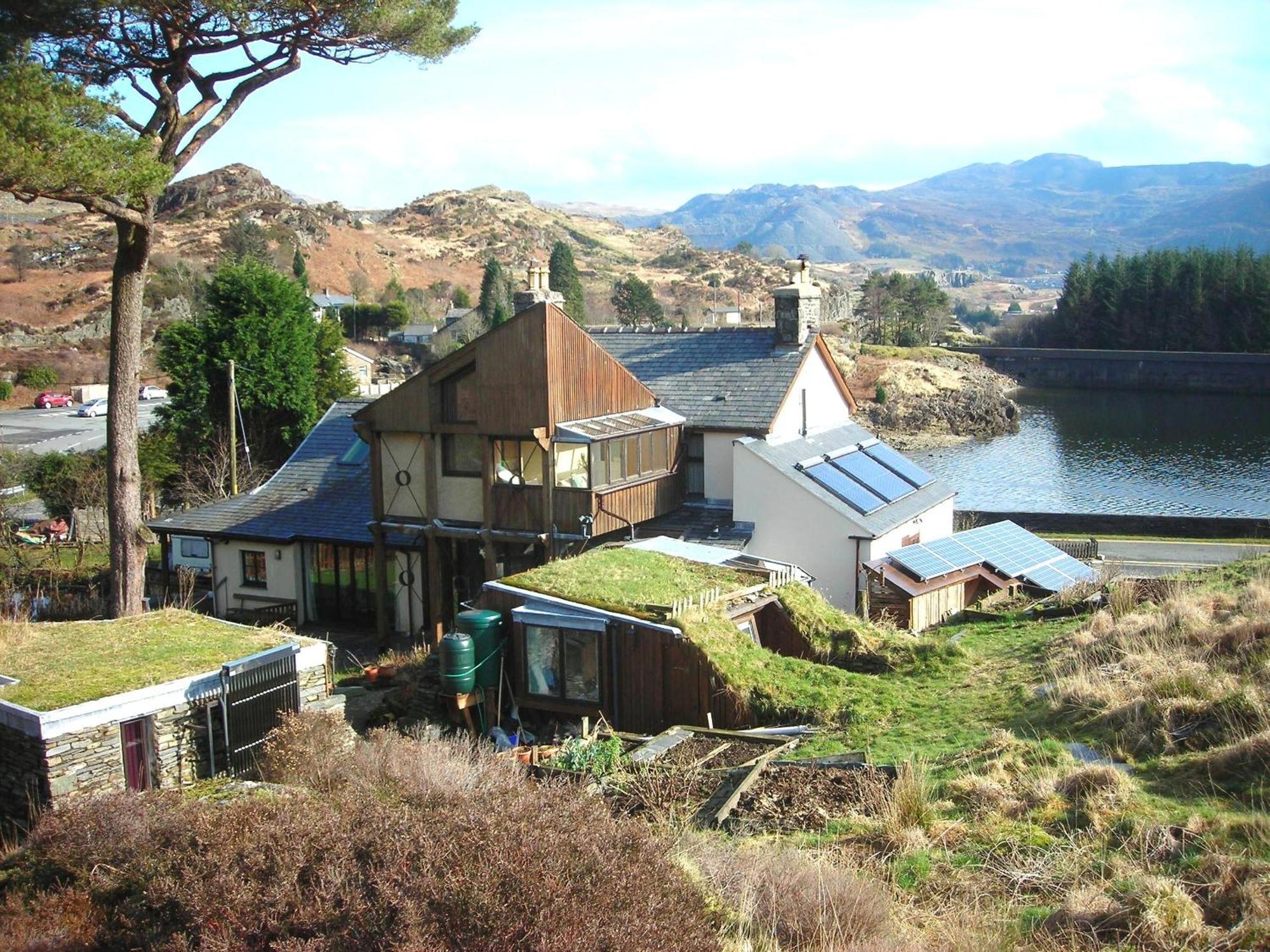 Bryn Elltyd Eco House Pension Blaenau Ffestiniog Buitenkant foto