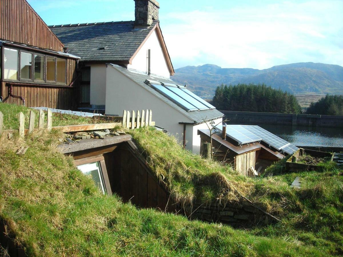 Bryn Elltyd Eco House Pension Blaenau Ffestiniog Buitenkant foto