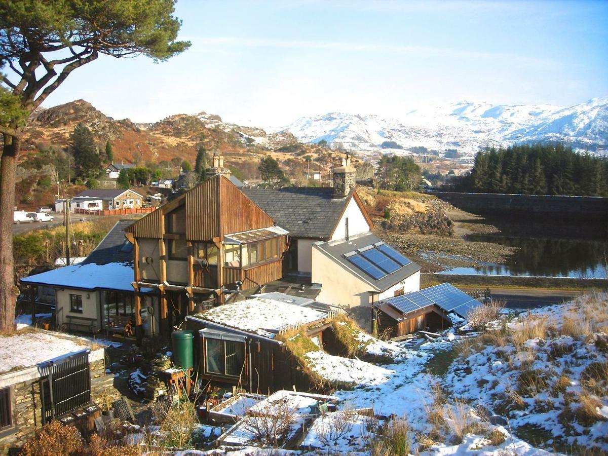 Bryn Elltyd Eco House Pension Blaenau Ffestiniog Buitenkant foto