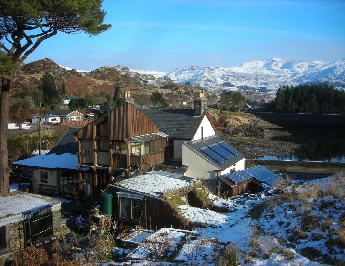 Bryn Elltyd Eco House Pension Blaenau Ffestiniog Buitenkant foto